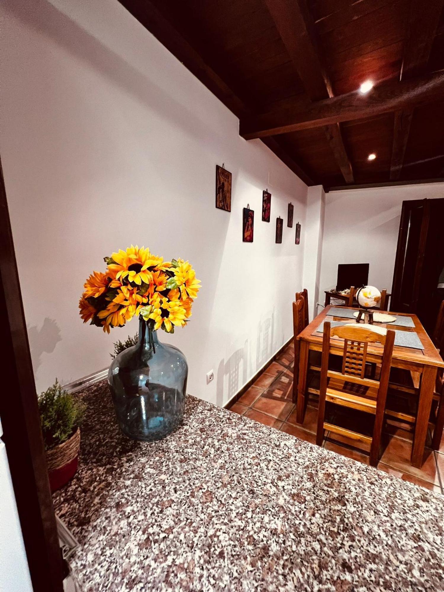 Rascacielos San Martin เกว็งกา ภายนอก รูปภาพ
